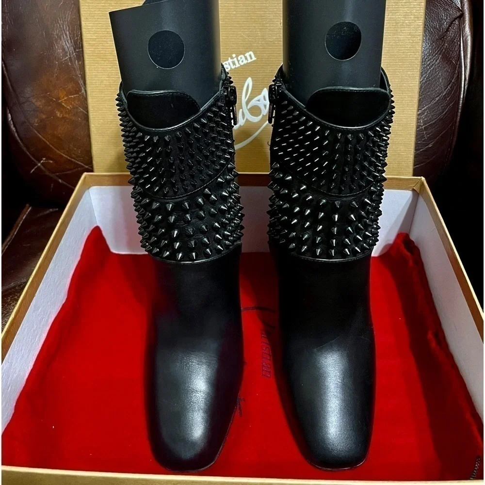 Christian Louboutin Praguoise spikes bootie round toe kid leather 100mm EU37